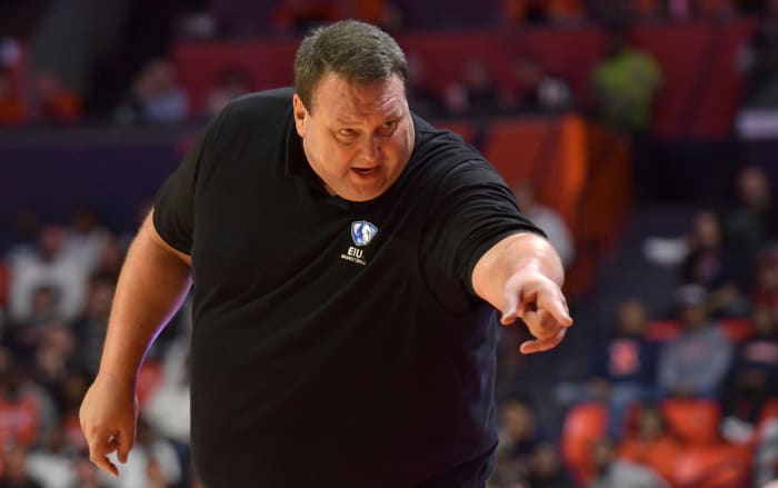 EasternIllinoisMartySimmonsIowa2